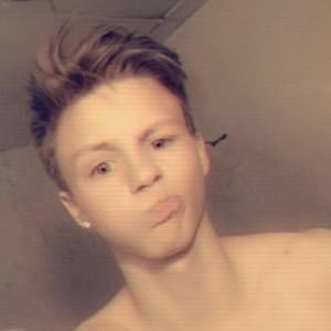 Meet your Posher, Justin